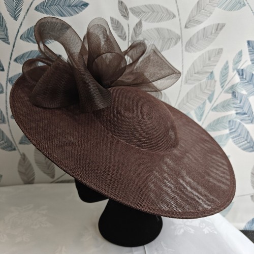 Brown flower wide - flower, brim