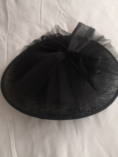 Black fascinator hat - black,