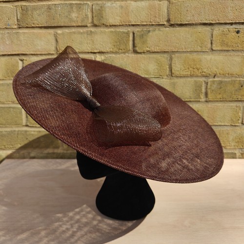 Dark brown bow - dark,
