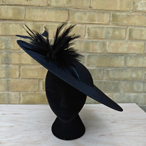 Black feather 40cm disc wide