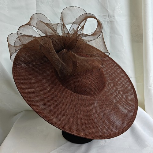 Brown flower wide - wide, brim