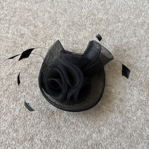 Black fascinator clip hat - fascinator,